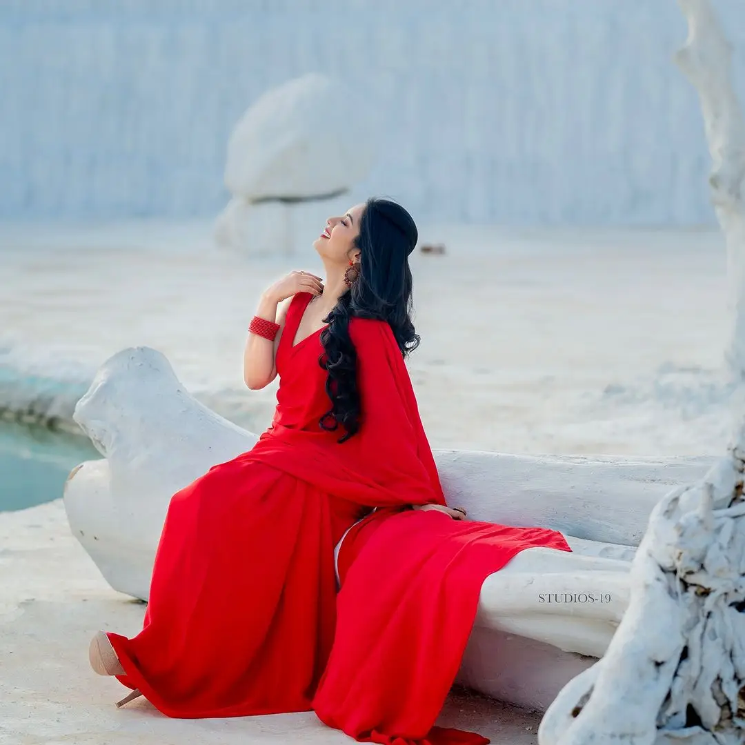 ETV Actress Priyanka Jain Wearing Red Saree Sleeveless Blouse